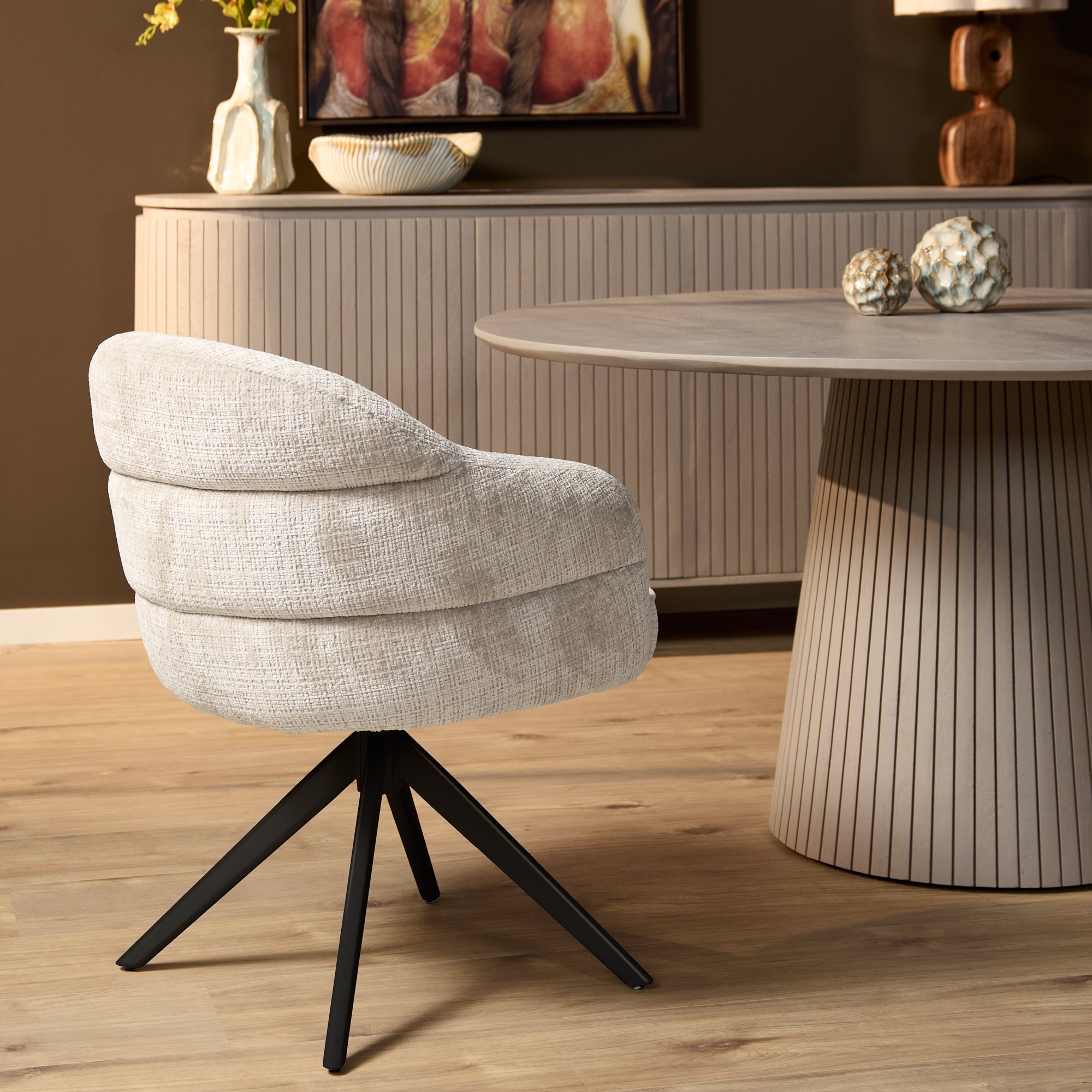 Eetkamerstoel Bella | Off White | Poot Black | Met armleuning - Industrieelinhuis.nl