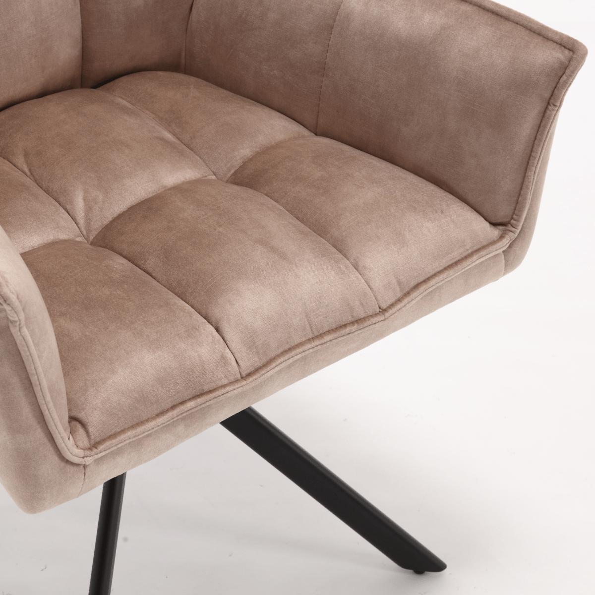 Eetkamerstoel Dani Velvet | Beige | Met armleuning - Industrieelinhuis.nl