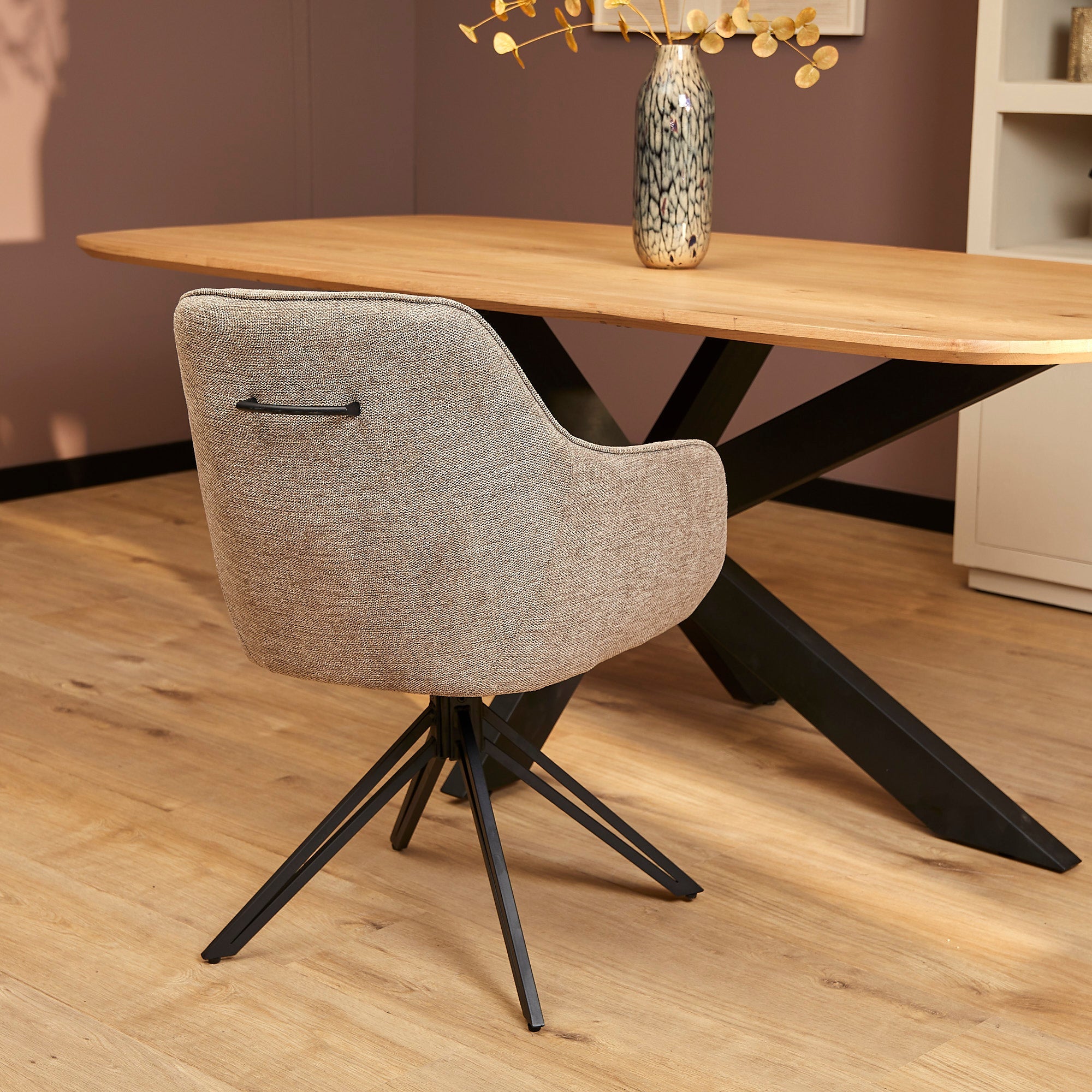 Eetkamerstoel Jens Bruin (bestellen per 2) - Industrieelinhuis.nl