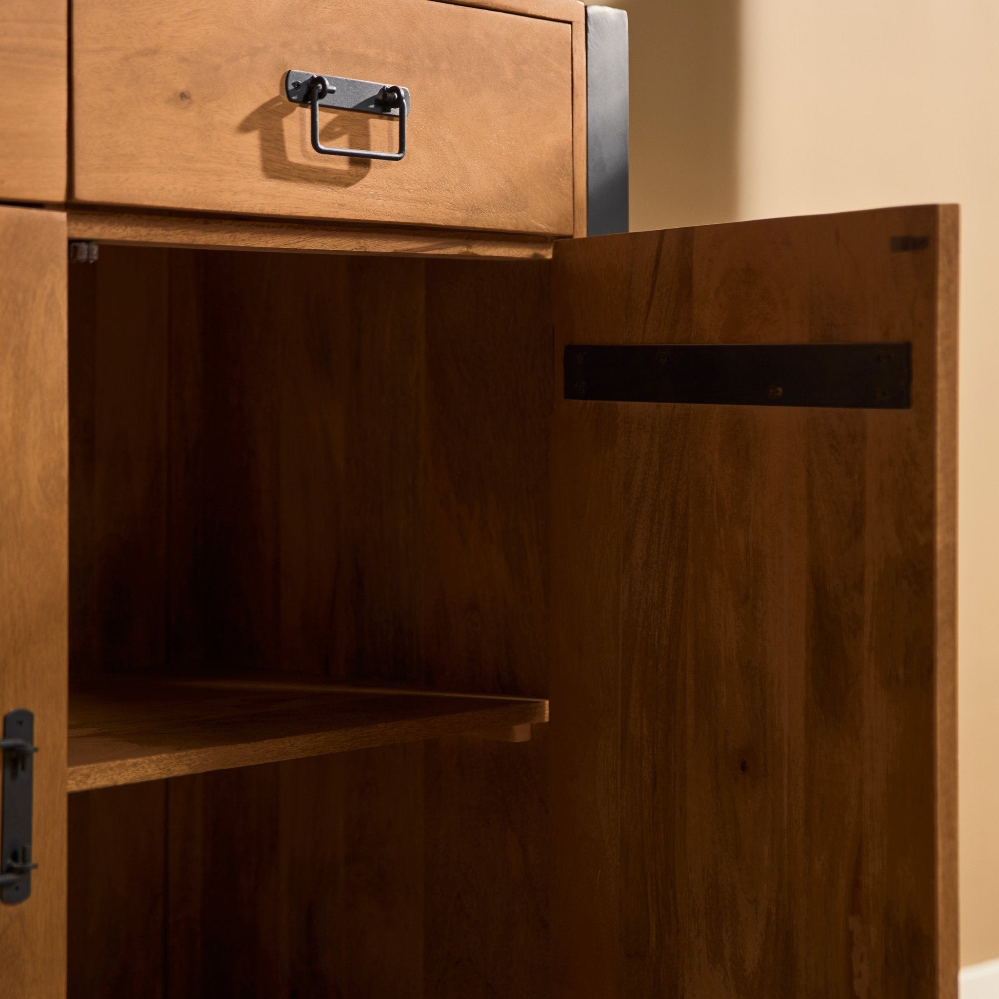 Vitrinekast Boaz XXL | Mangohout Staal | 200x45x220cm