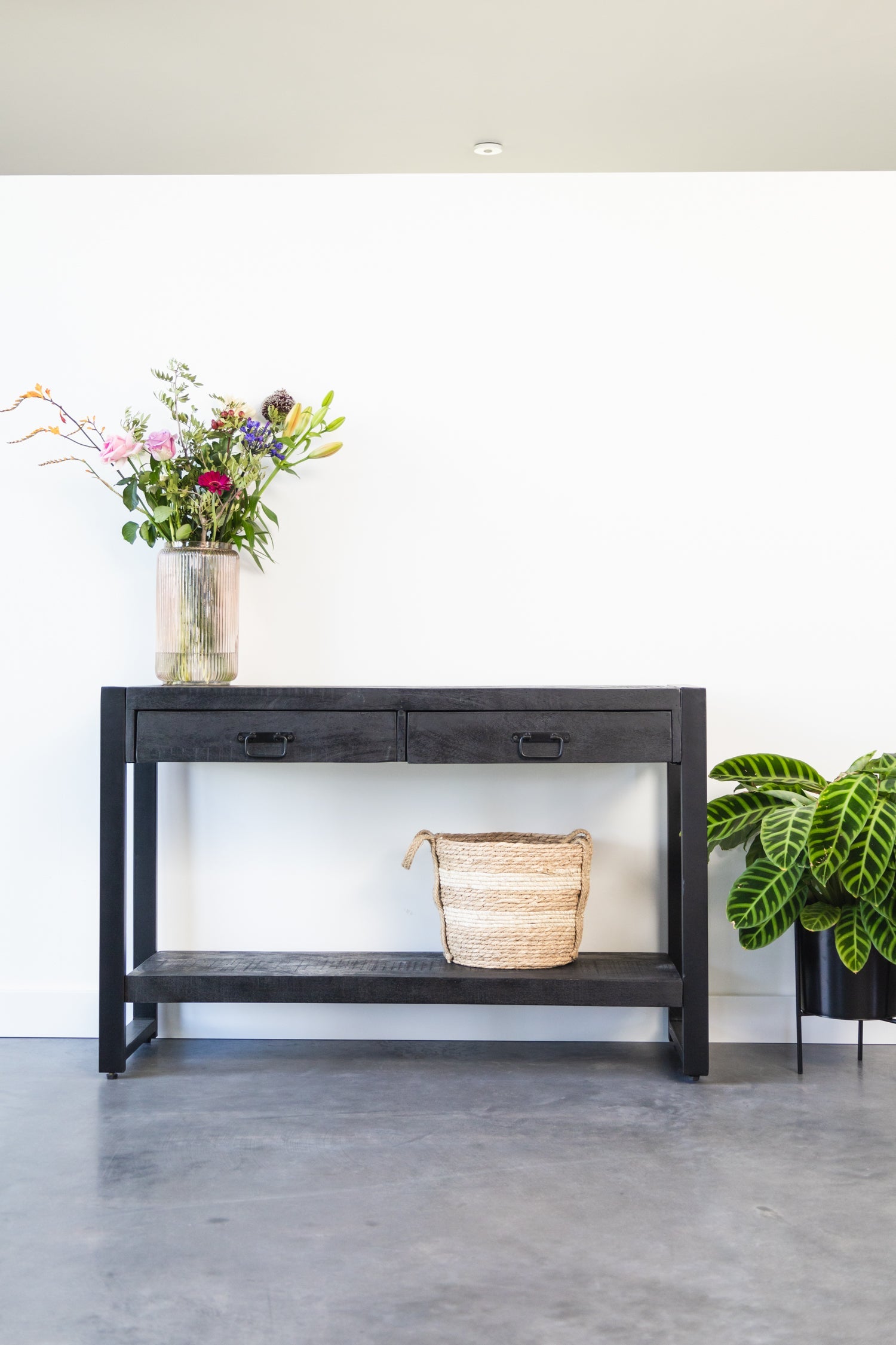 Sidetable zwart mangohout | 120 x 35 x 76 cm | Industrieel