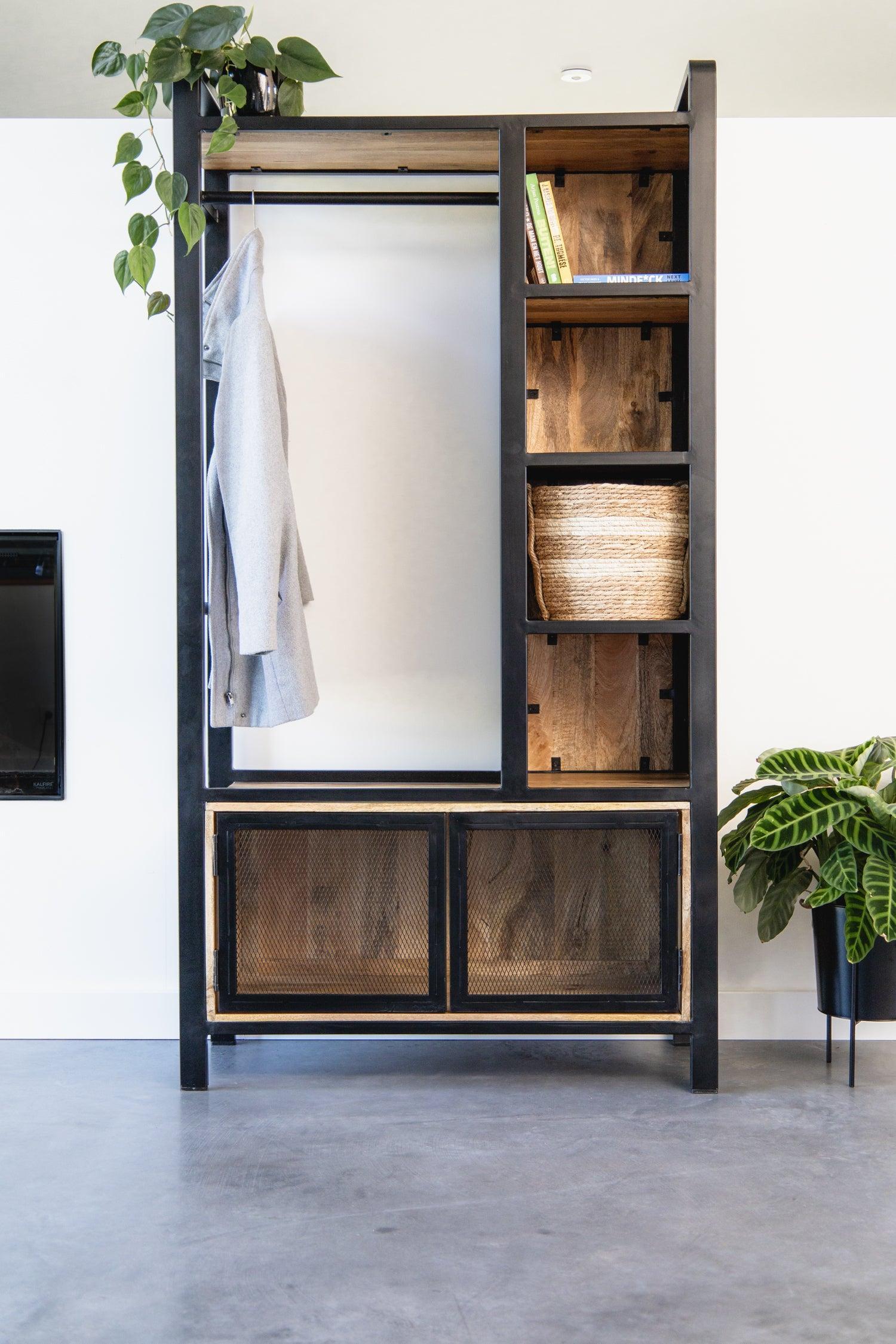 Garderoberek met rail en schappen Industrieel Design | Mangohout en Staal | 100x40x190cm - Industrieelinhuis.nl