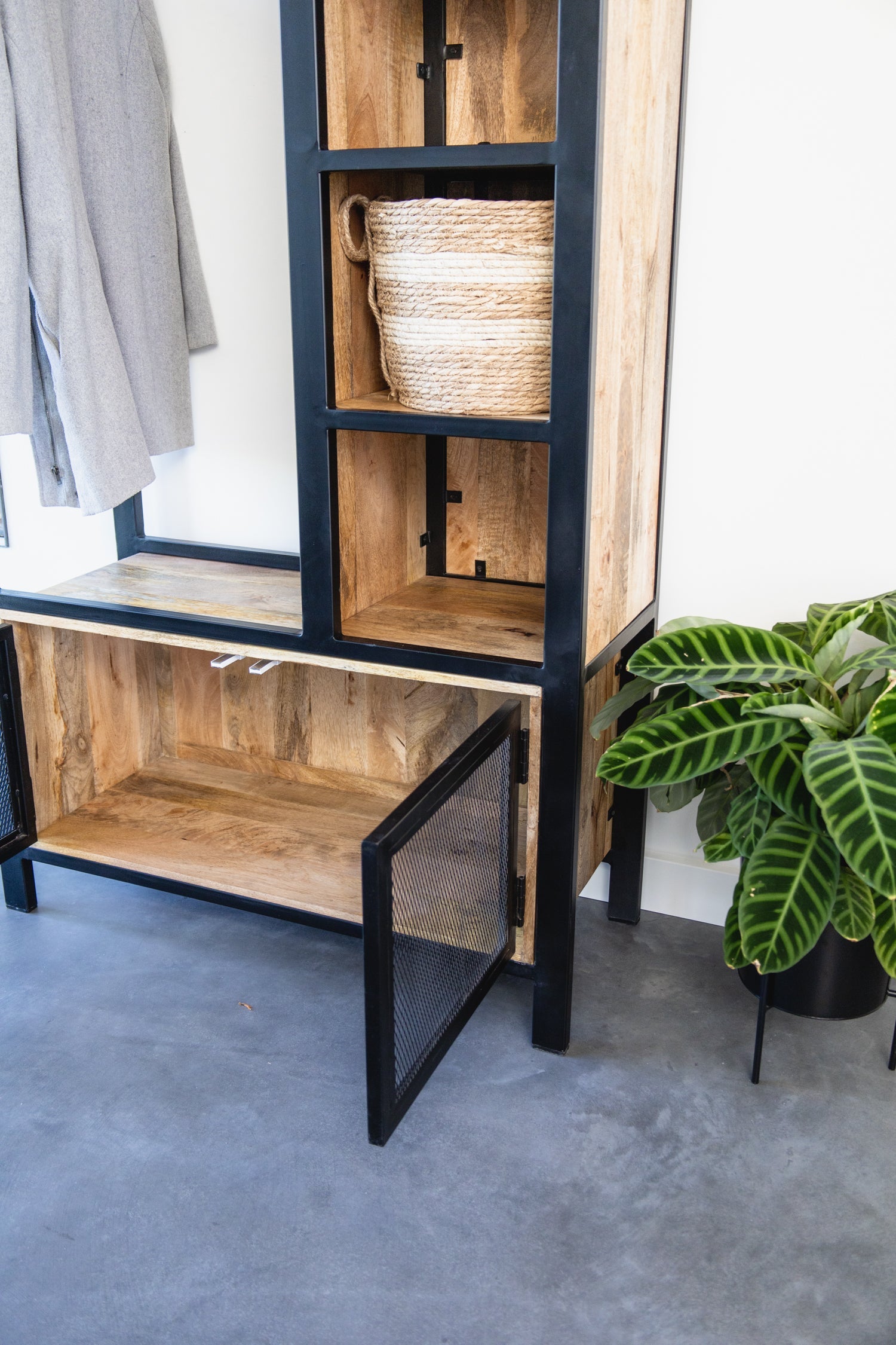 Garderoberek met rail en schappen Industrieel Design | Mangohout en Staal | 100x40x190cm - Industrieelinhuis.nl