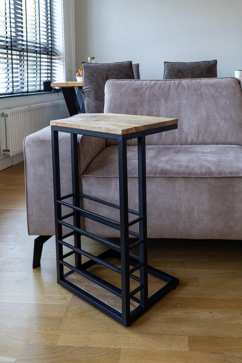Bijzettafel voor over de bank | Mangohout en Staal | 30x38x65cm - Industrieelinhuis.nl