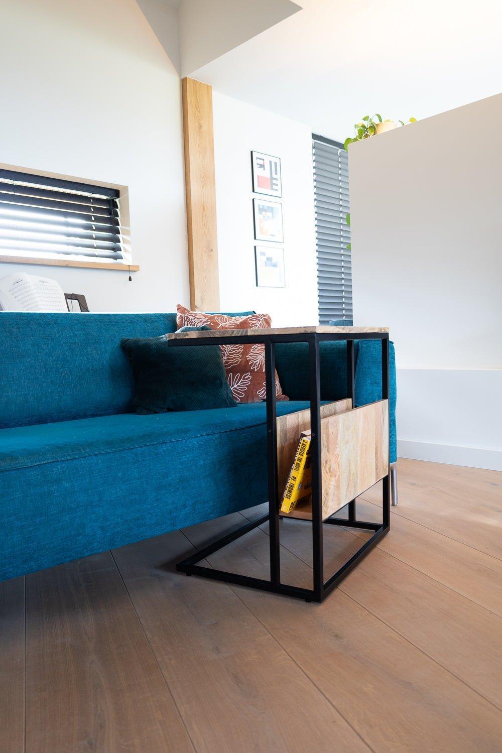 Extra brede bijzettafel voor over de bank | Mangohout en Staal | 45x60x69cm - Industrieelinhuis.nl